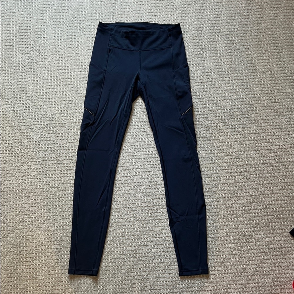 LULULEMON leggings with pockets - 28” - size 4